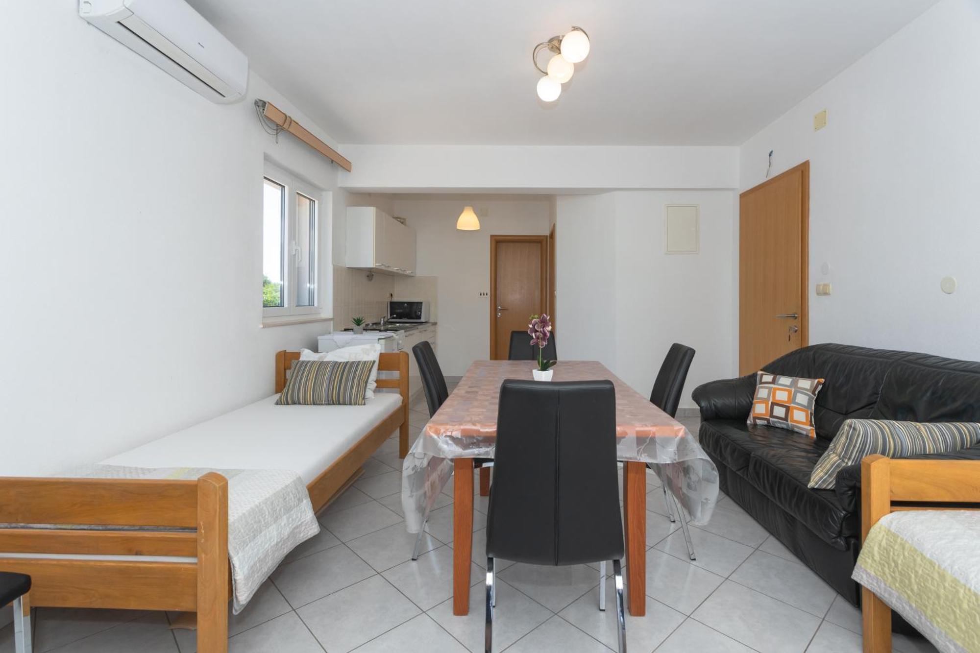 Apartments Klaudia Cista Velika Vodice Exterior photo